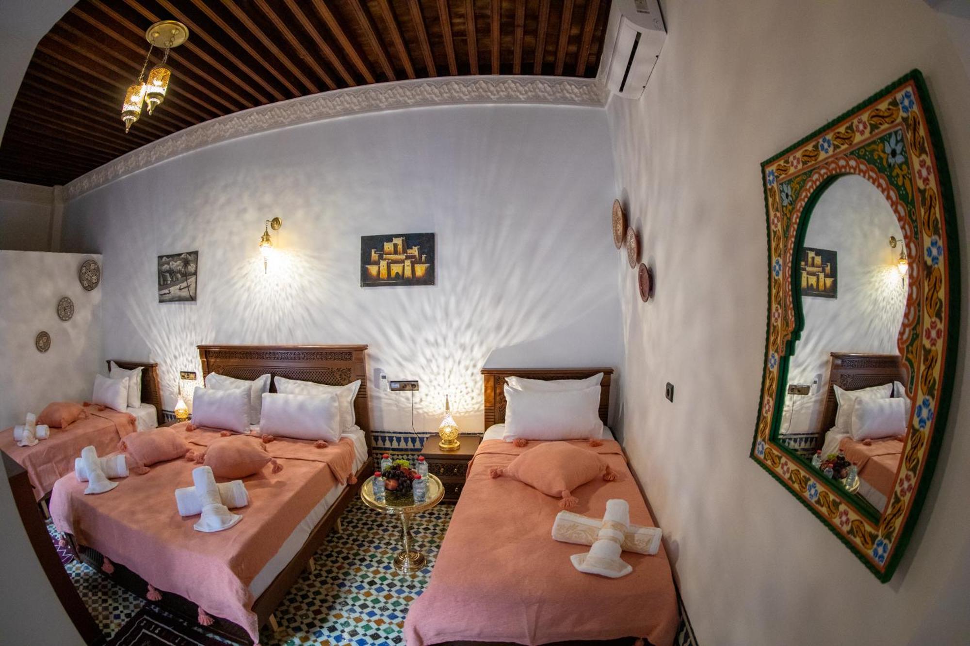 Taj Riad Fez