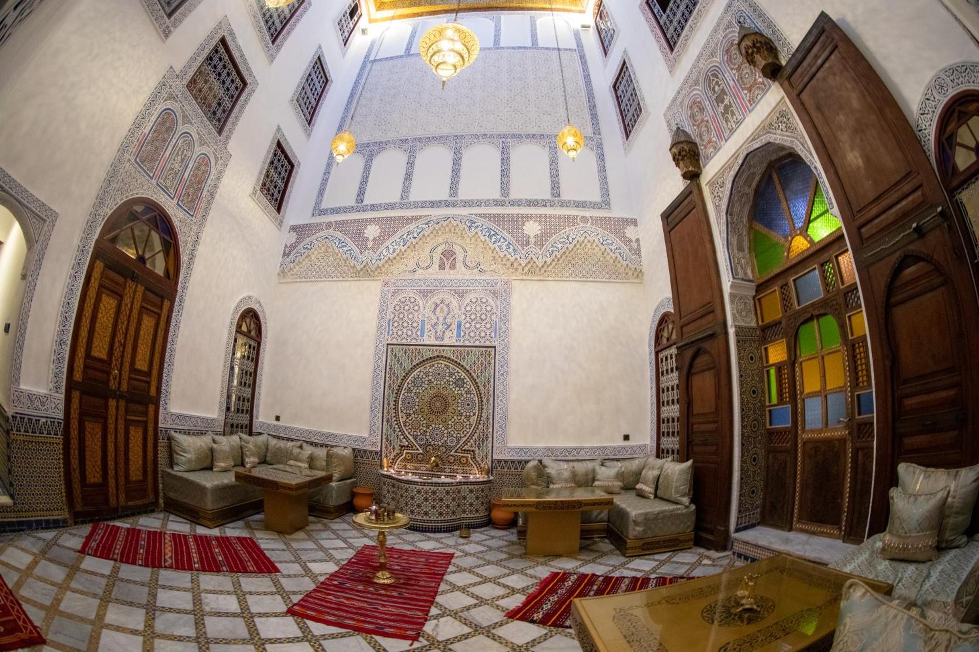 Taj Riad 4*