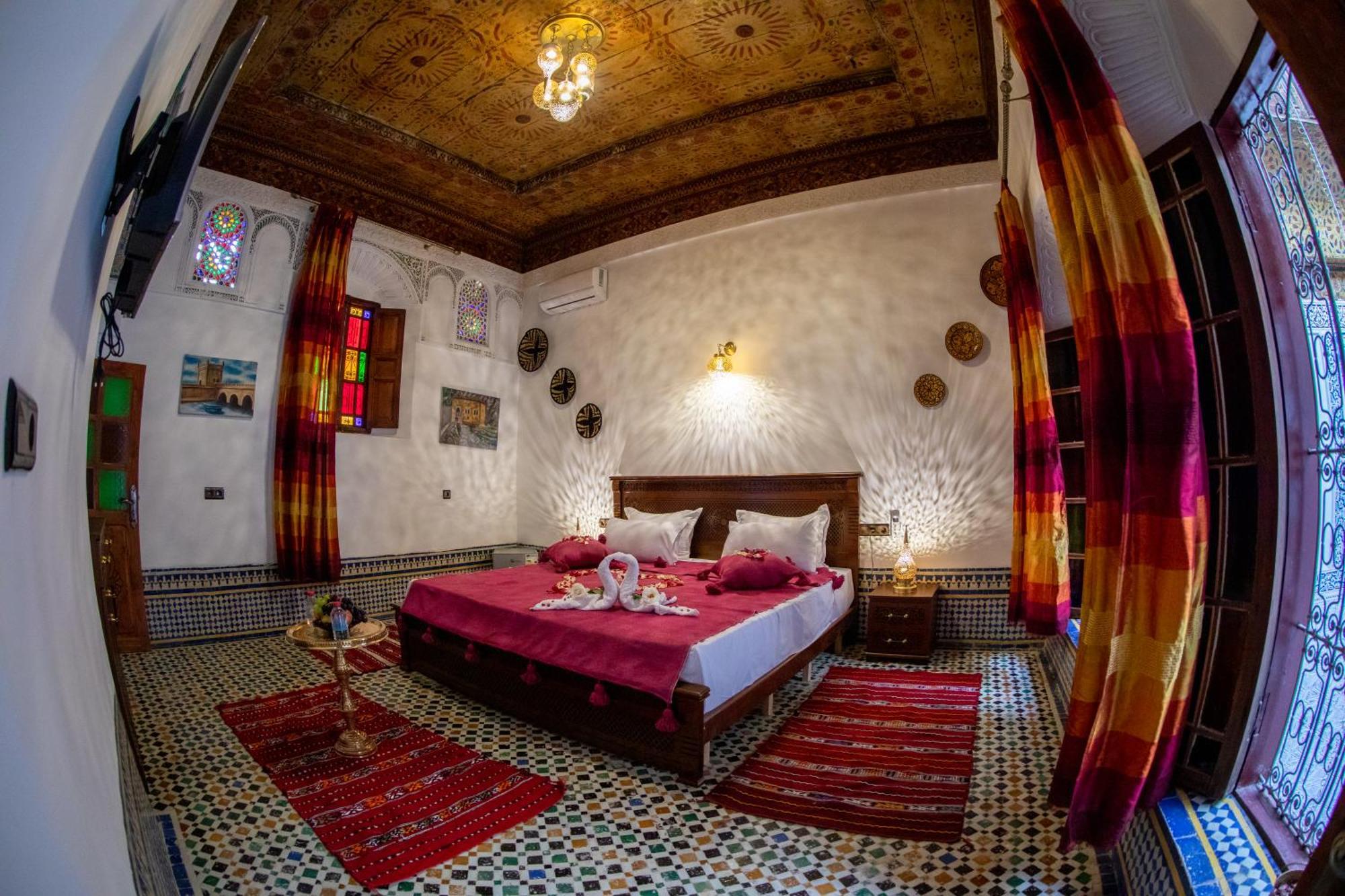 Riad Taj Fez