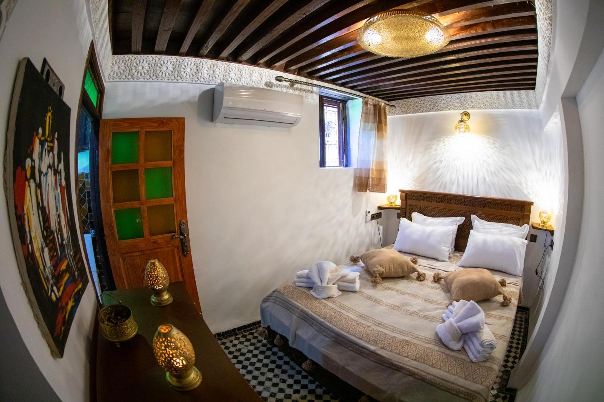 Taj Riad Fez